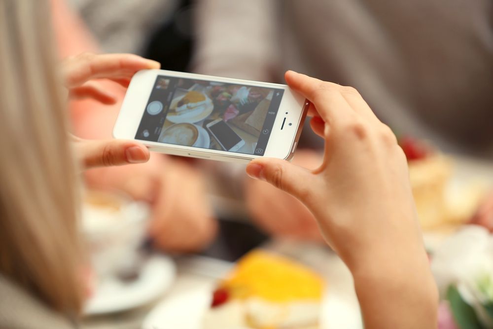 Como destacar o seu negócio gastronômico no Instagram e no Facebook?
